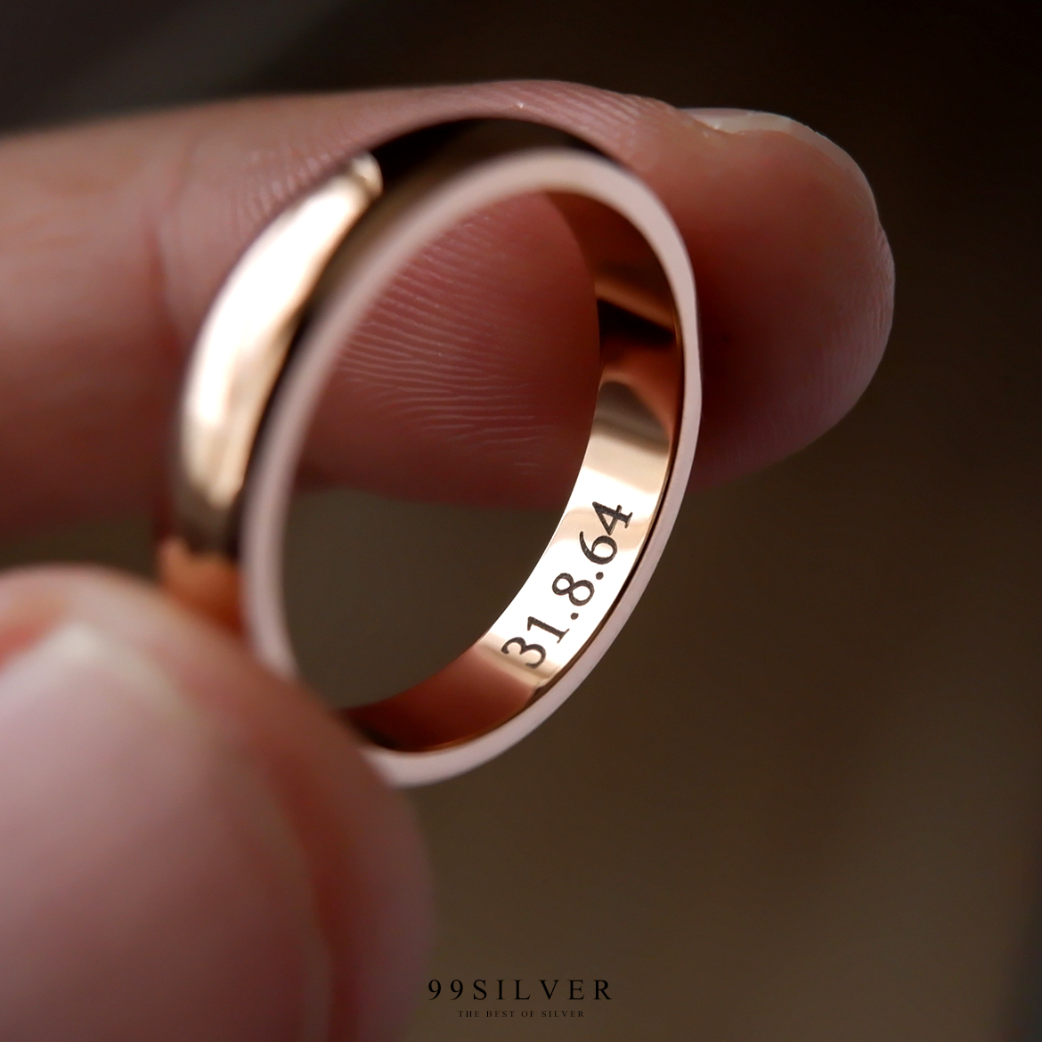 แหวนสแตนเลสแท้เคลือบพิ้งค์โกล หน้ากว้าง 4 มิลลิเมตร ผิวเงาทรงโค้ง