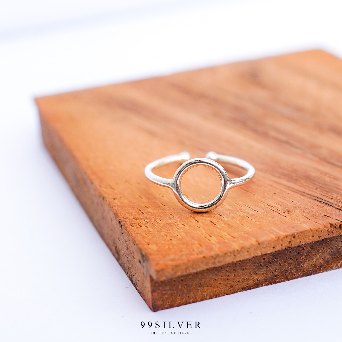 แหวน Circular Minimal ตัวเรือนเงินแท้ก้านเล็ก 2.5 มิลลิเมตร ผิวเงาสวยงาม
