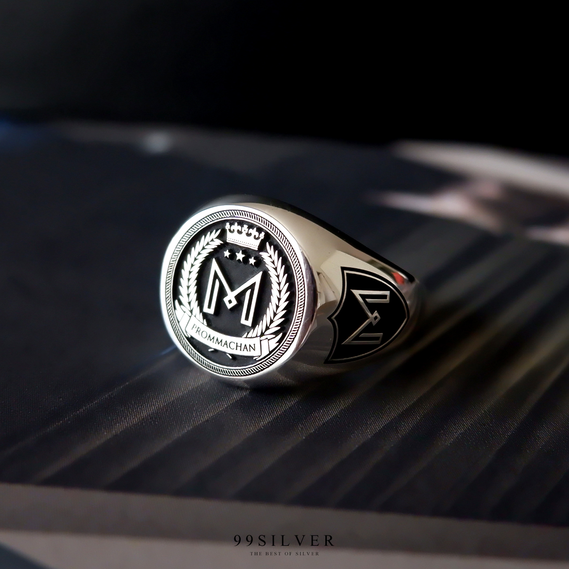 แหวน Signet Ring ออกแบบได้เองตามที่ต้องการ ตัวเรือนหน้ากลม 14x14 มิลลิเมตร