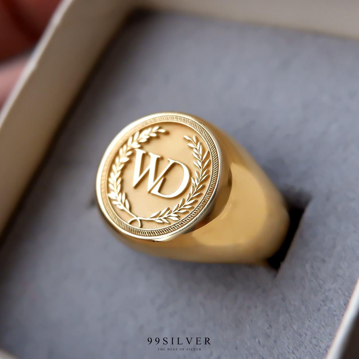 แหวน Signet Ring ออกแบบได้เองตามที่ต้องการ ตัวเรือนหน้ากลม 14x14 มิลลิเมตร