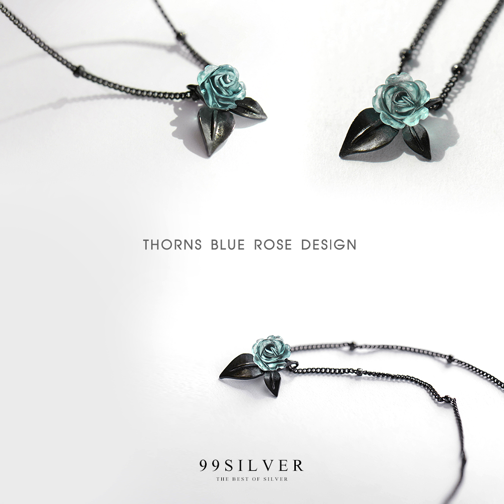 จี้ Thorns Blue Rose คลิสตัลกุหลาบสีฟ้า ตัวเรือนเงินแท้เคลือบ Black Ruthenium