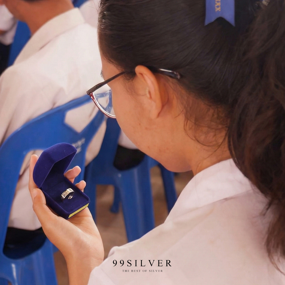 แหวนรุ่น ราคาประหยัด เป็นเนื้อสแตนเลสแบบเรียบหลายขนาด