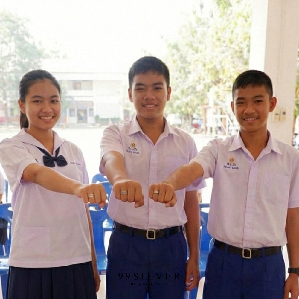 แหวนรุ่น ราคาประหยัด เป็นเนื้อสแตนเลสแบบเรียบหลายขนาด