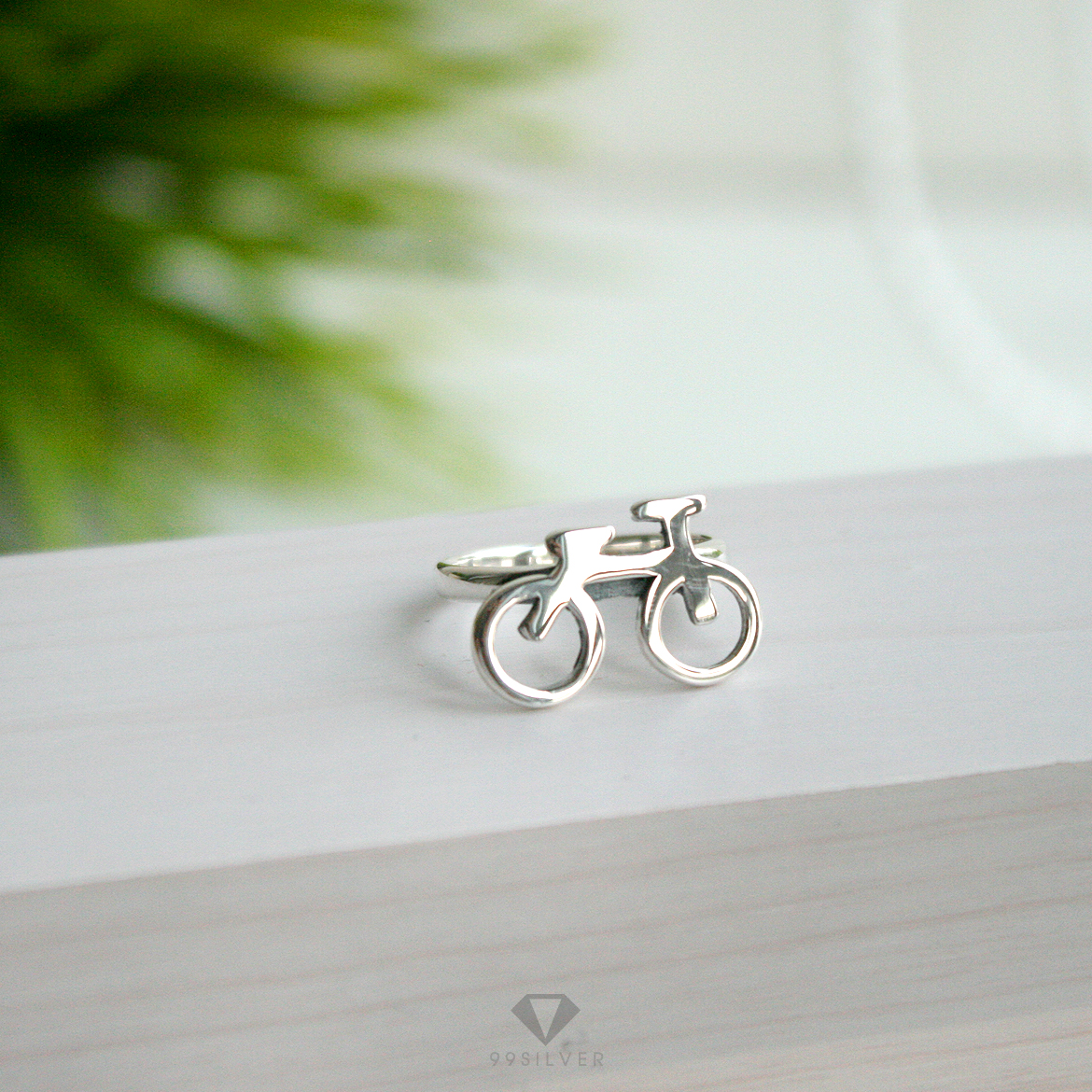 แหวนจักรยาน Bike ring เป็นเอกลักษณ์ หน้าแหวนกว้าง 19 มิลลิเมตร 