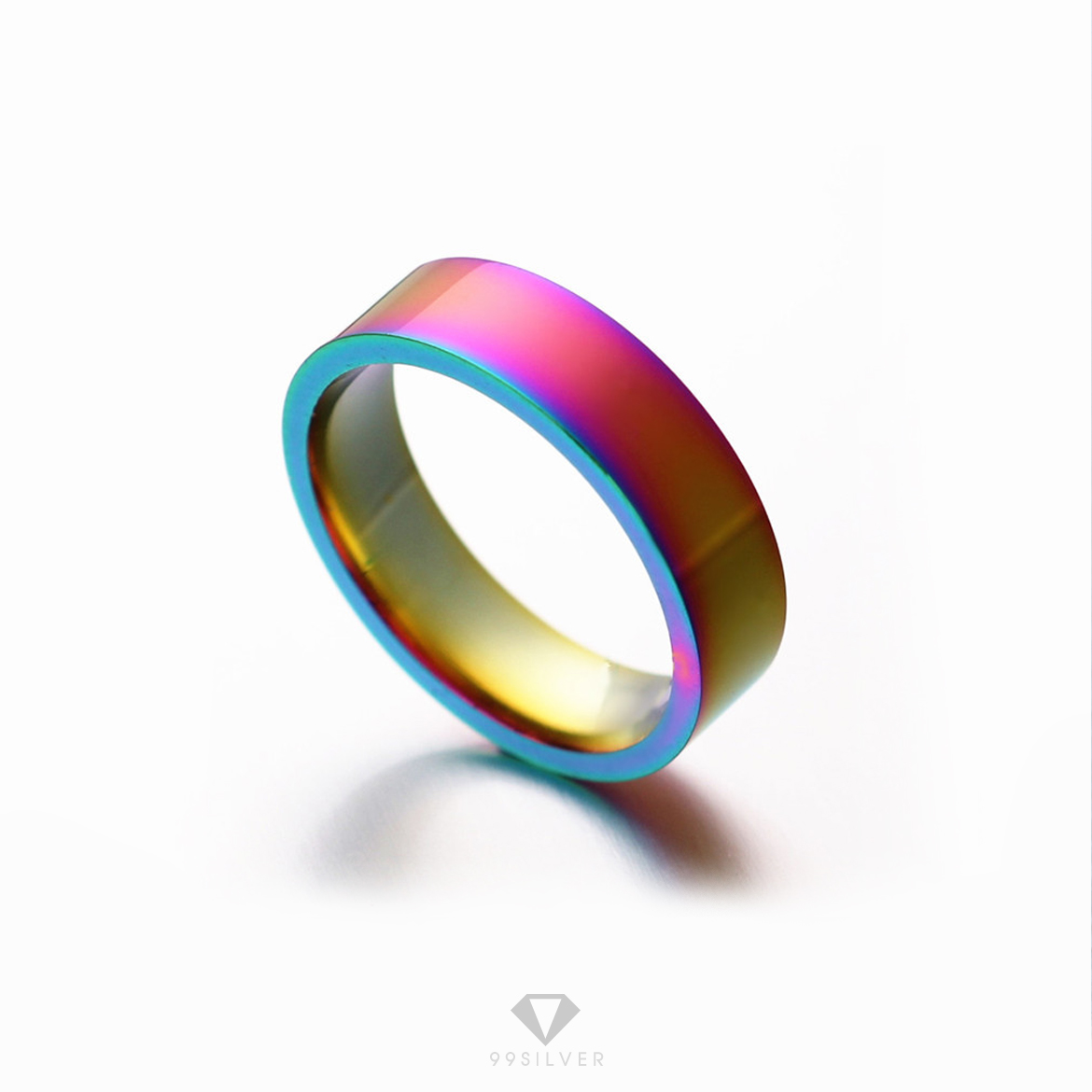 แหวนสแตนเลสไทเทเนี่ยมแท้ หน้ากว้าง 6 มิลลิเเมตร ผิวเงาเรียบ ไดร์ฟสีรุ้งไทเท